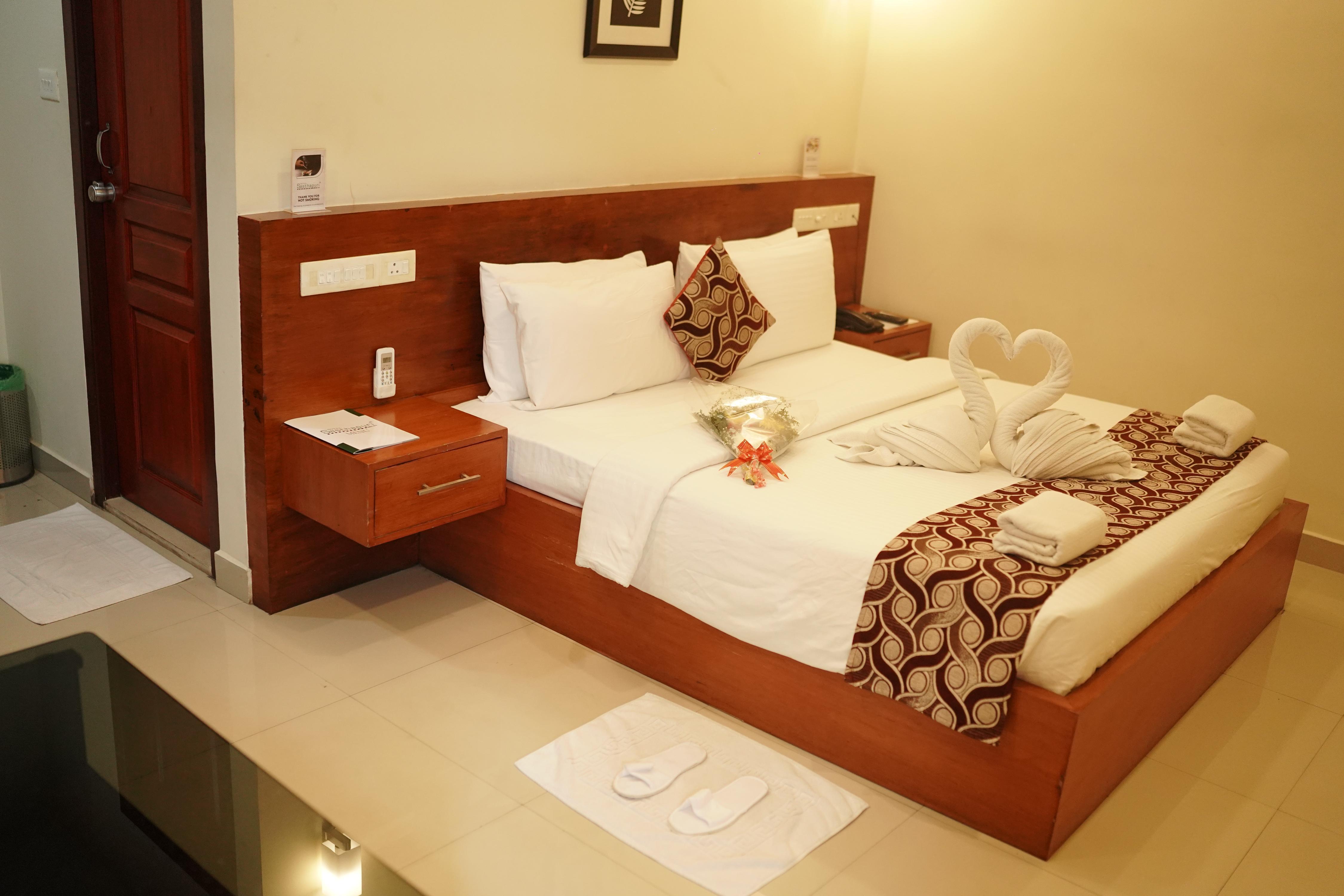 HOTEL SASTHAPURI - Tap to explore photos