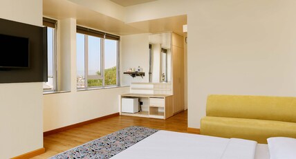 Ginger Aurangabad Room Type - Executive King Room Ginger Aurangabad Room Type - Executive King Room