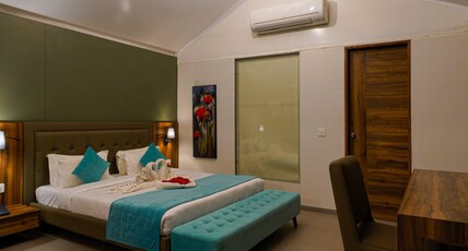 WHITE FEATHER RESORT-KAUNCHA Room Type - LAKEVIEW LUXURY