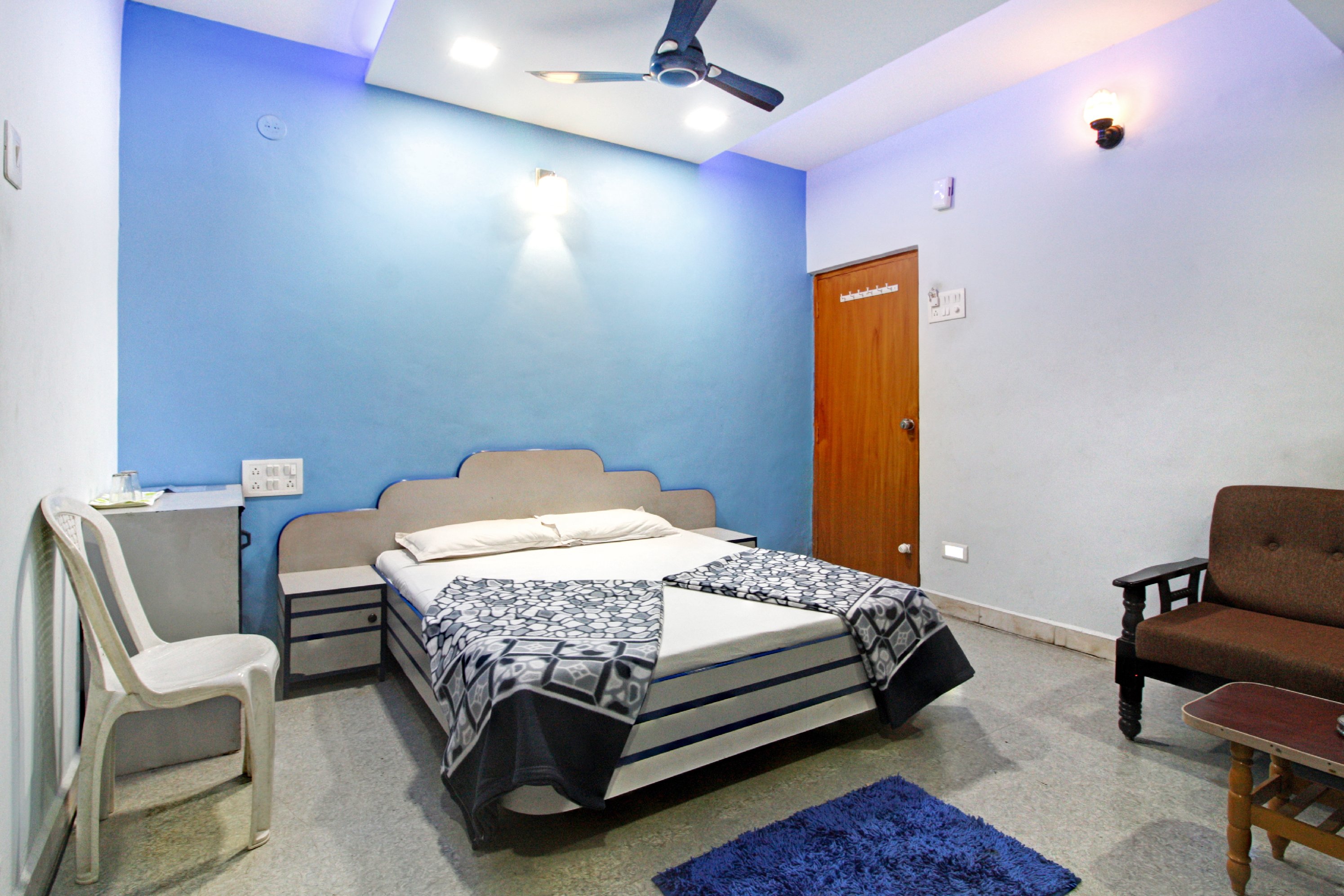 Hotel Picnic Room Type - Superior Room AC
