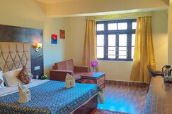 Alpine Hills Hotel