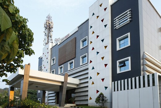 Rose International Hotel