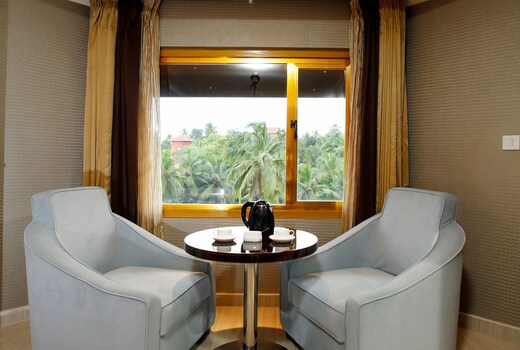 Hotel Park Residency
