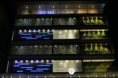 RS EXCLUSIVE STAY & FINE DINE