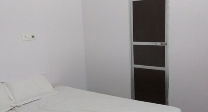 HOTEL GULAB PALACE Room Type - Non AC Room