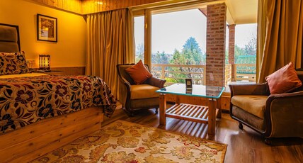 The Orchard Retreat & Spa Room Type - Junior Suite with private balcony and mountain view The Orchard Retreat & Spa Room Type - Junior Suite with private balcony and mountain view