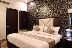 Address of Flagship OYO Hotel Rich In