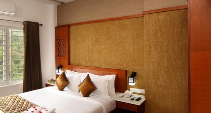 Kgees- HillTown Hotel Room Type - Deluxe AC Room