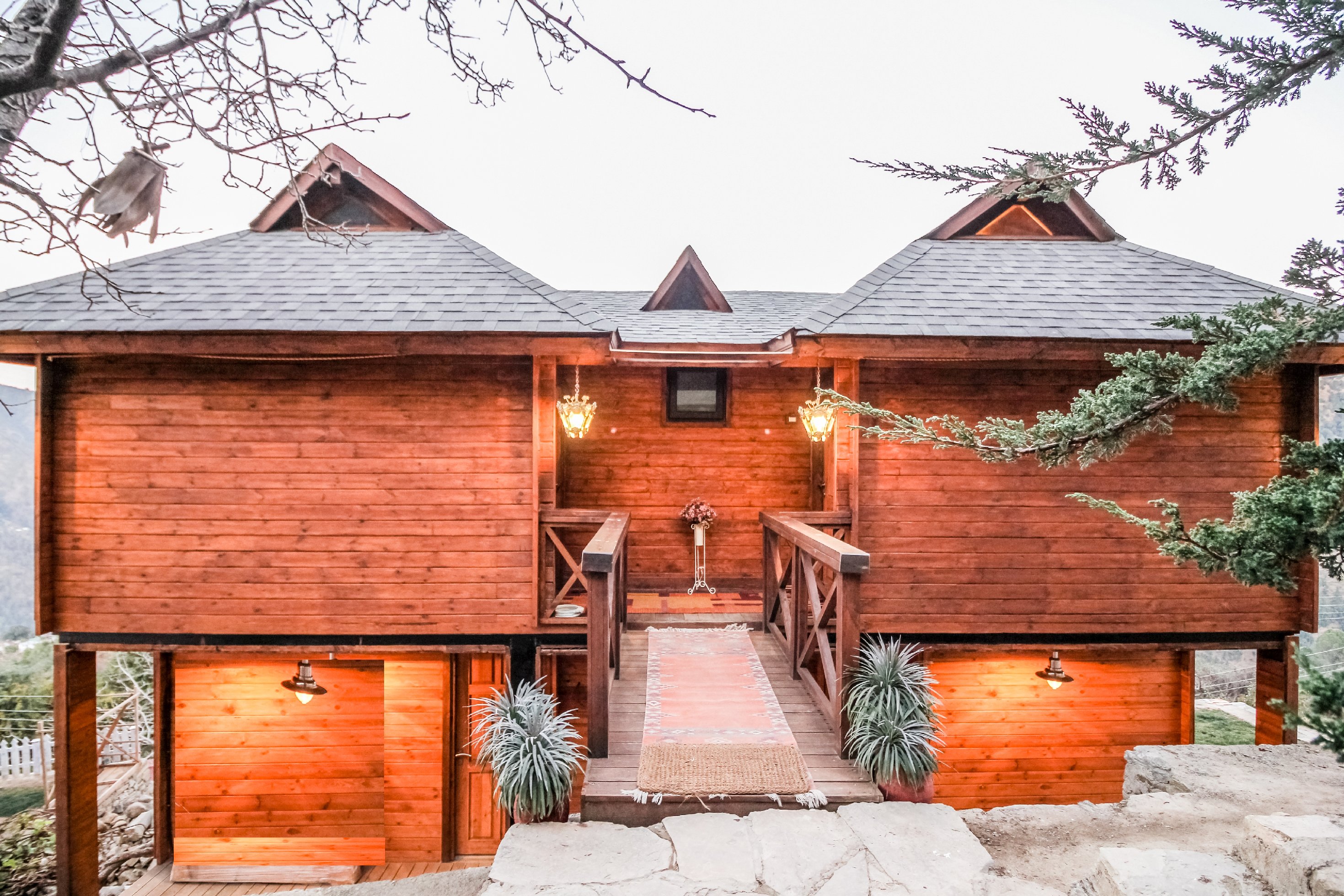 Avaas Bed & Breakfast | Rooms & Cottages