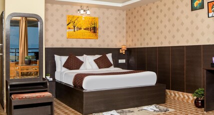 Mount Queens Hill Lake Resort & Spa Room Type - Premium Room with Lake View and Heaters