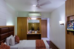 Gold Crest Business Hotel by Pranaam Hospitality