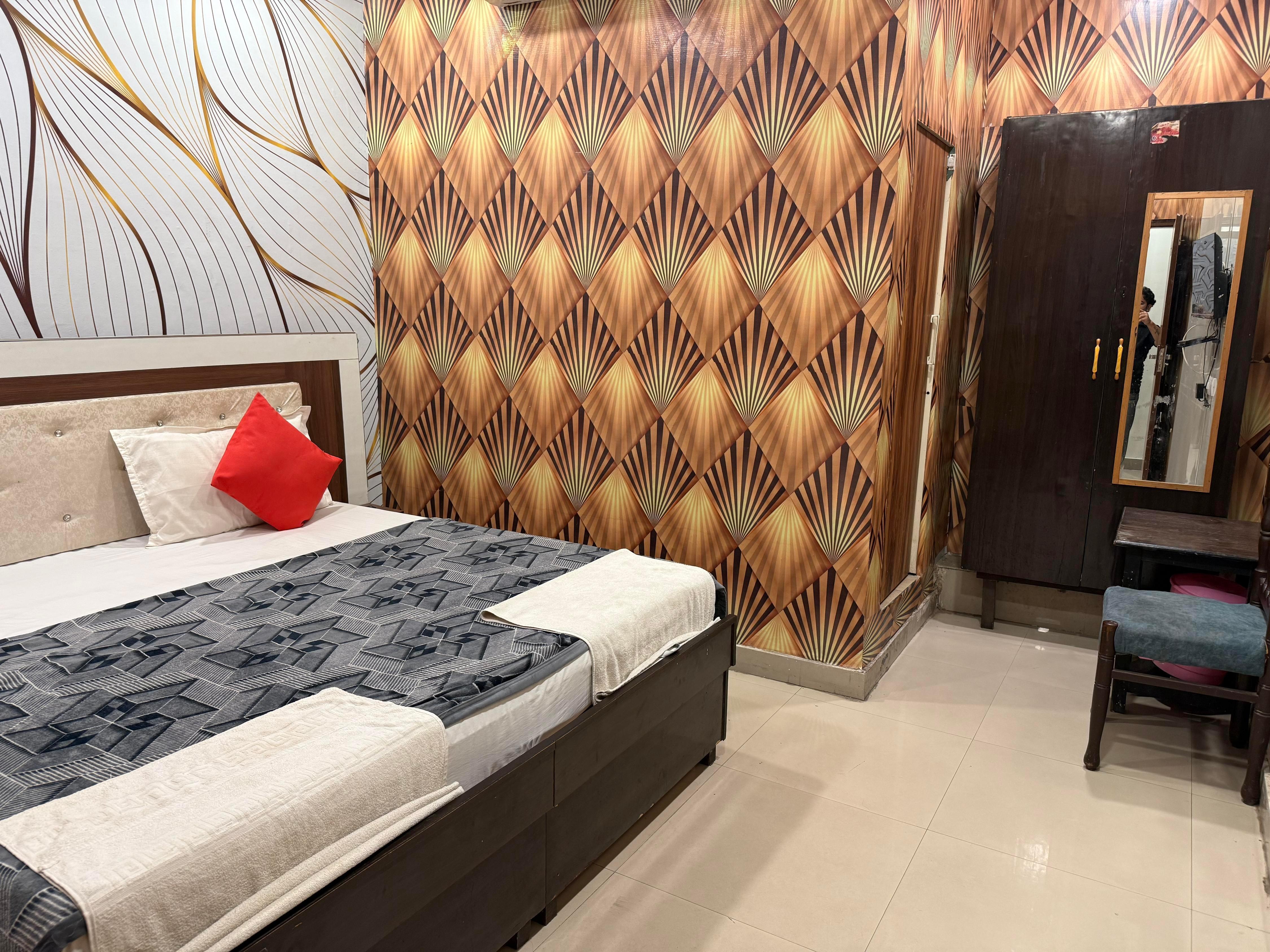 HOME STAY Kurukshetra - Tap to explore photos
