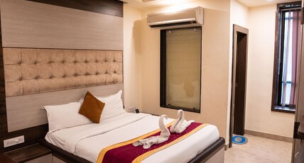 Hotel J S Residency Room Type - Deluxe Room