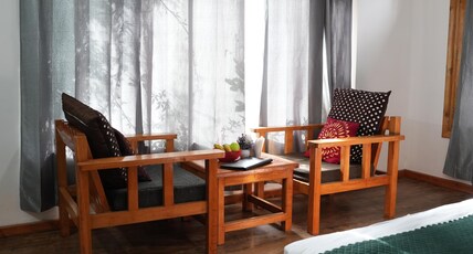The Apple Tree Room Type - Deluxe Room with Mountain View