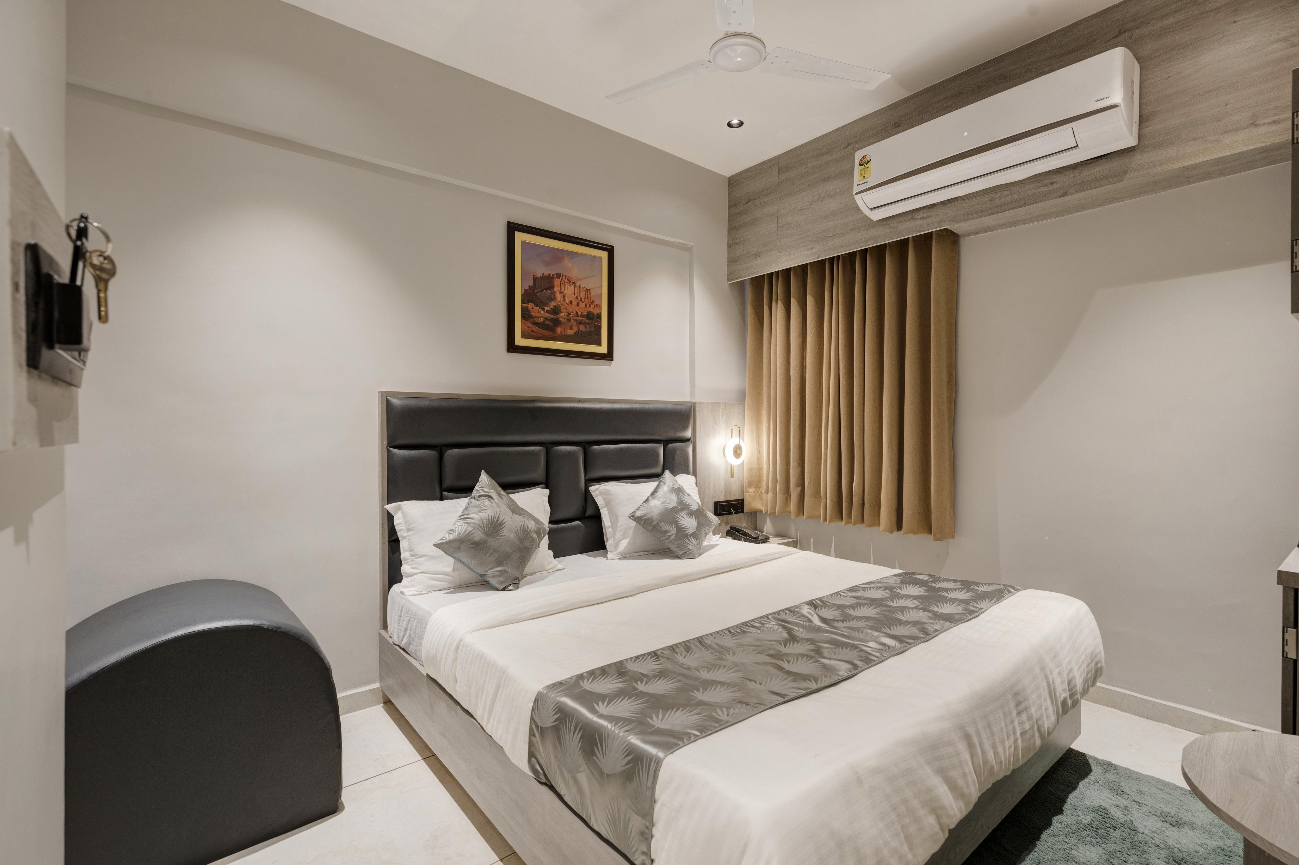 Hotel Hill Look Inn Room Type - Jacuzzi Room