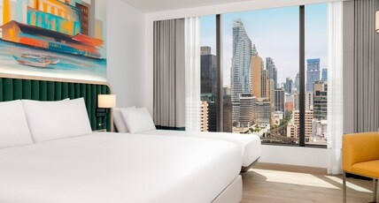 Novotel Bangkok Platinum Pratunam Room Type - Executive Park View Room with 1 King Bed, Lounge Access Novotel Bangkok Platinum Pratunam Room Type - Executive Park View Room with 1 King Bed, Lounge Access