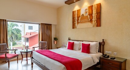 Hotel Crescent Resorts and Club Room Type - Club Rooms