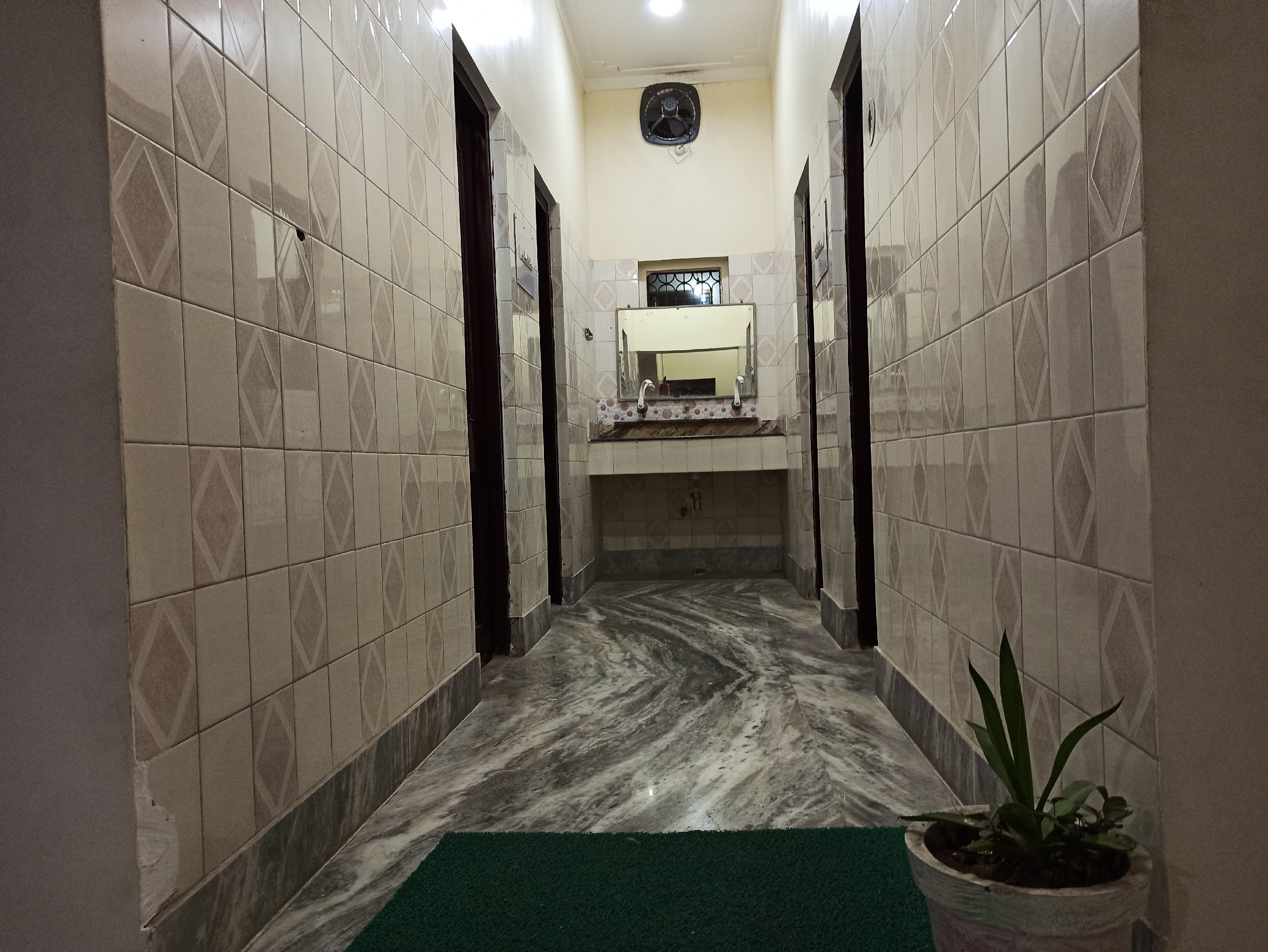LAXMI GUEST HOUSE - Tap to explore photos