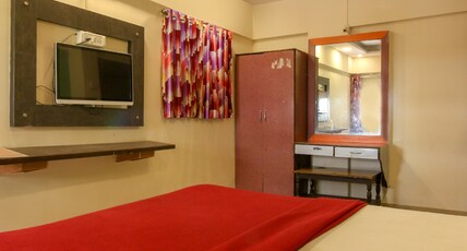 Anil Guest House Room Type - Deluxe Room