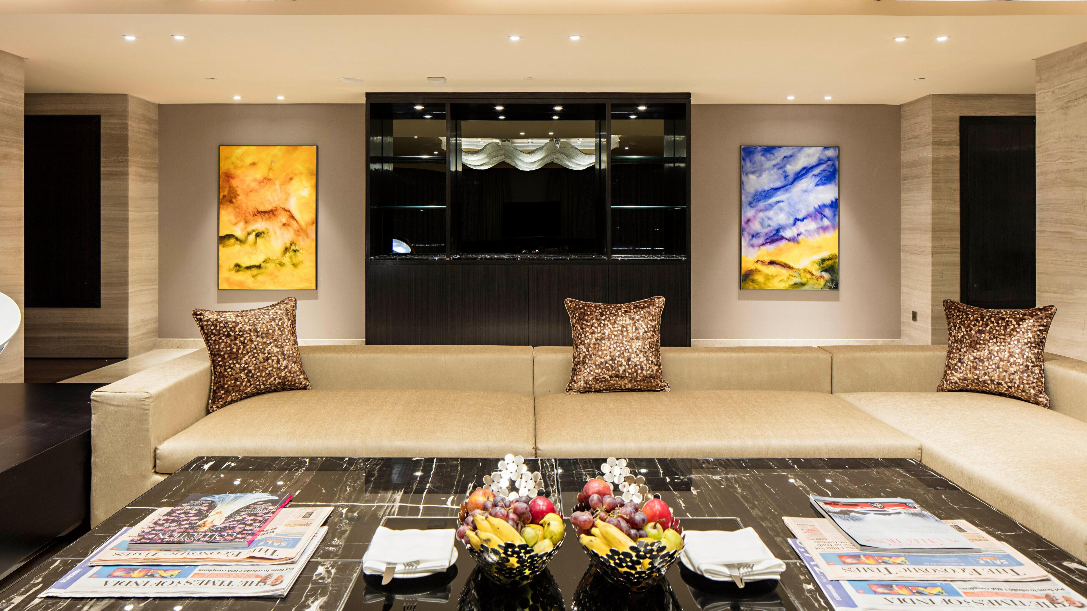 SHERATON GRAND BENGALURU WHITEFIELD HOTEL & CONVENTION CENTRE - Tap to explore photos