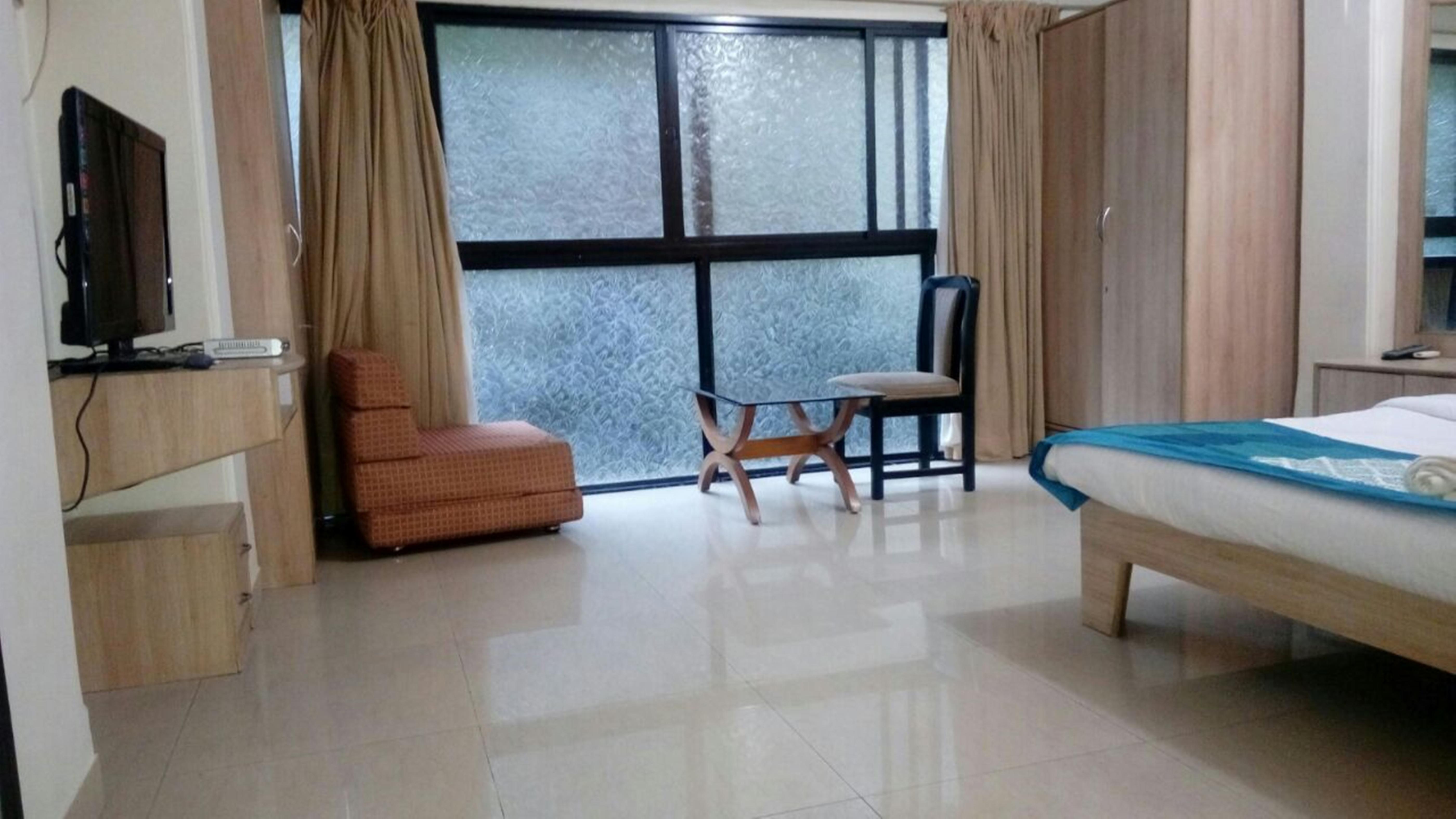 Loftyseasons - Tap to explore photos