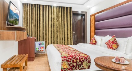 Wildflower Villa Resort Pahalgam Room Type - Deluxe With Mountain View