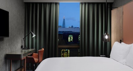 Hilton London Bankside Room Type - KING DELUXE ONE BED SUITE