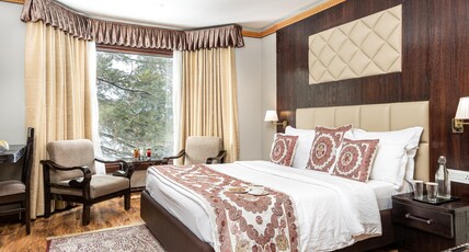 Royal Grandiose(Formerly Royal Hillton) Room Type - Centrally Heated Premium Room With Mountain View