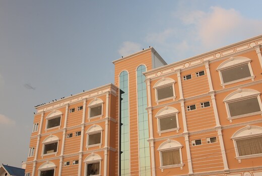 SRI GNANA VEDHA BEACH RESIDENCY