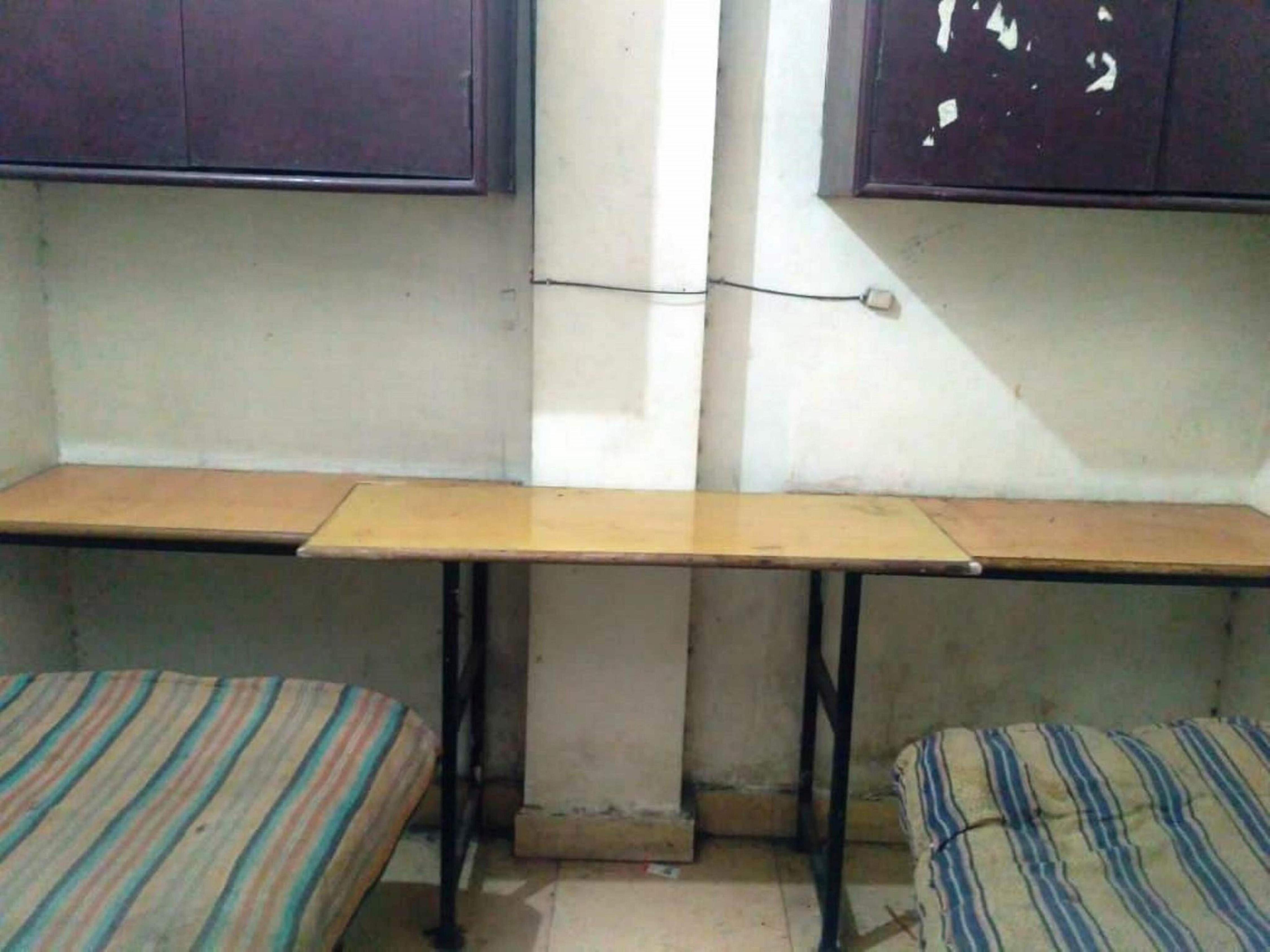 Regent Palace Boys Hostel - Tap to explore photos