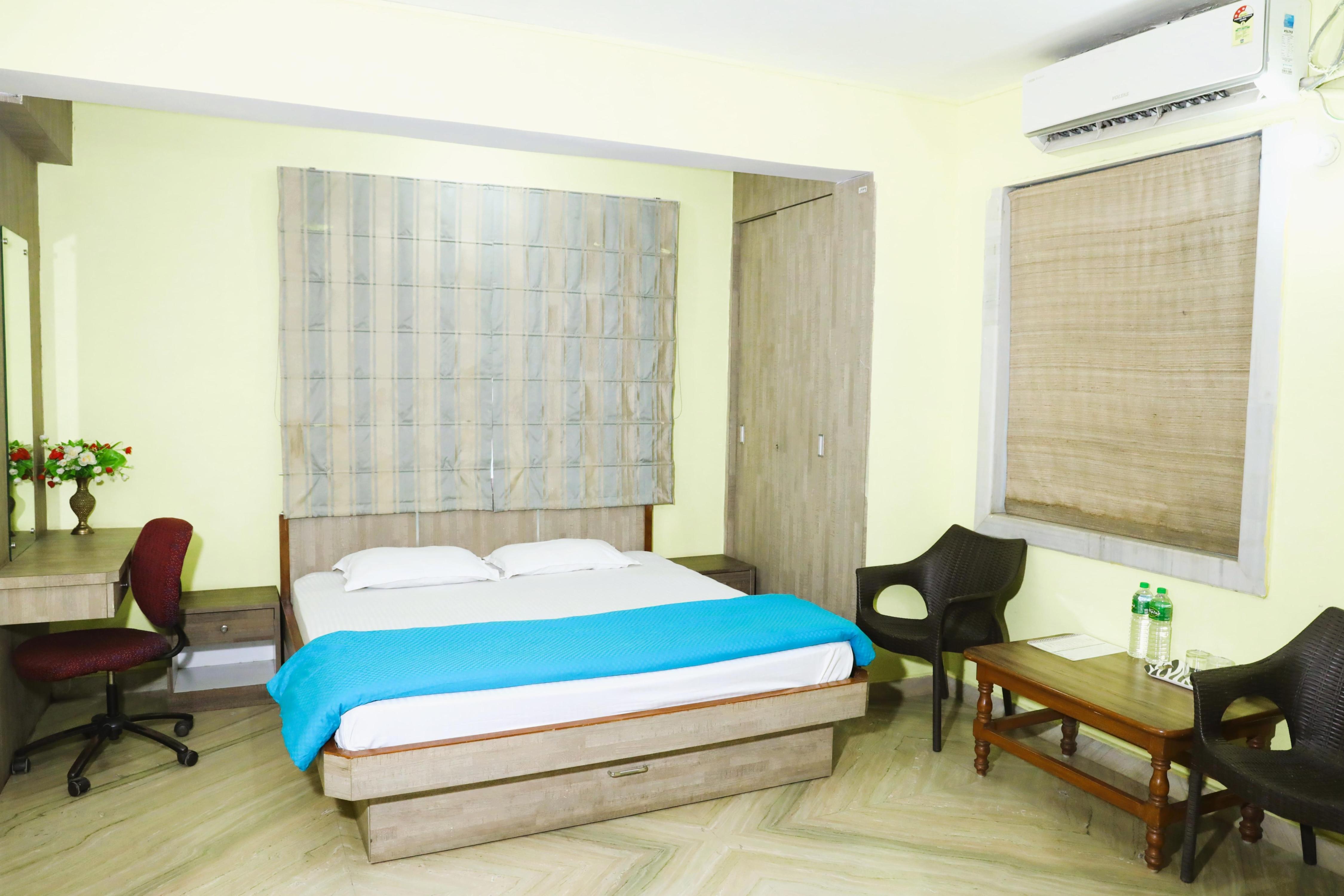 The Sikarias Room Type - Deluxe AC King Room with Attached Bathroom