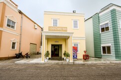 Hotel Shantiniketan (Ramoji Film City)