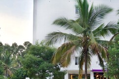 Purple Cloud Hotel