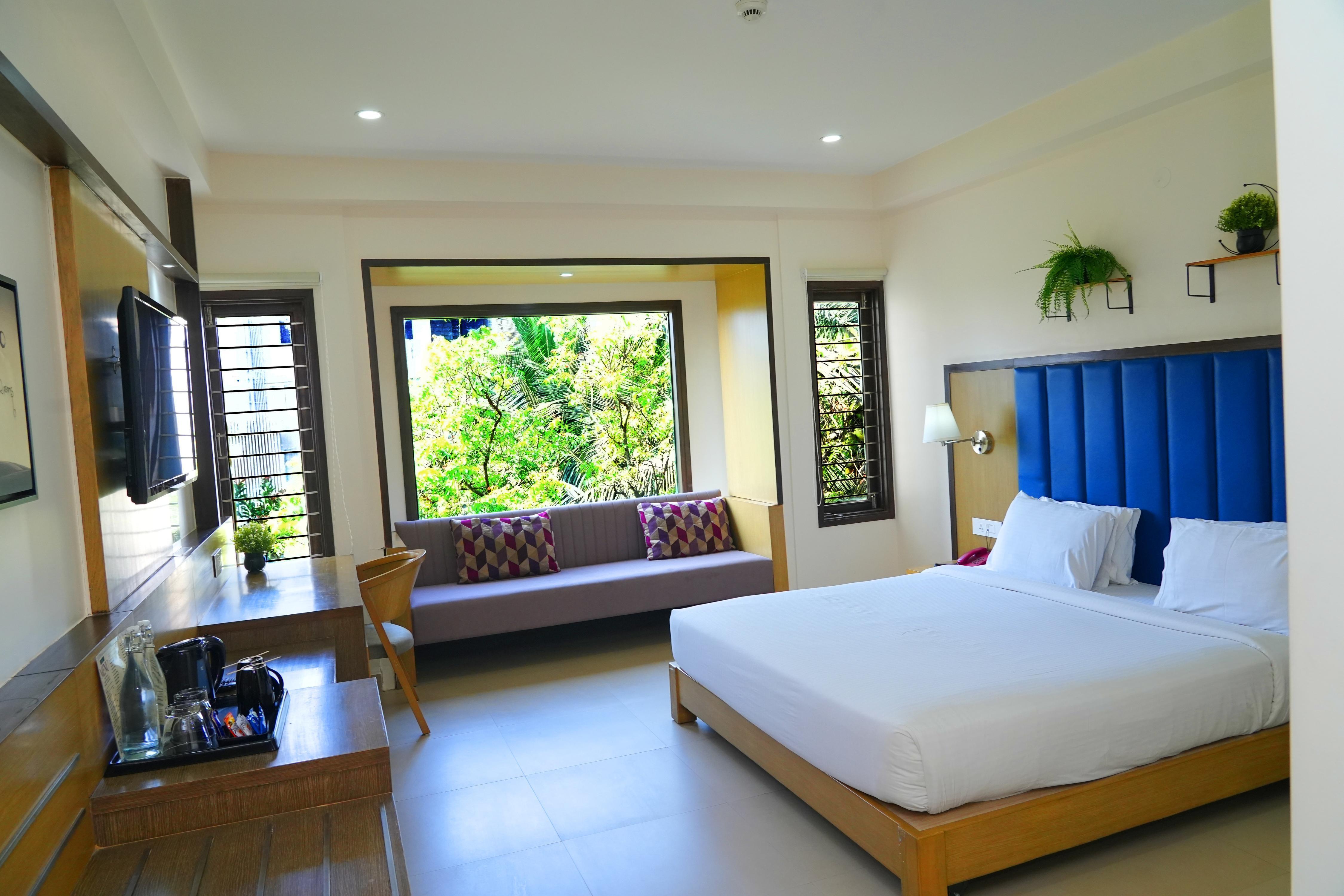 Purple Cloud Hotel - Tap to explore photos