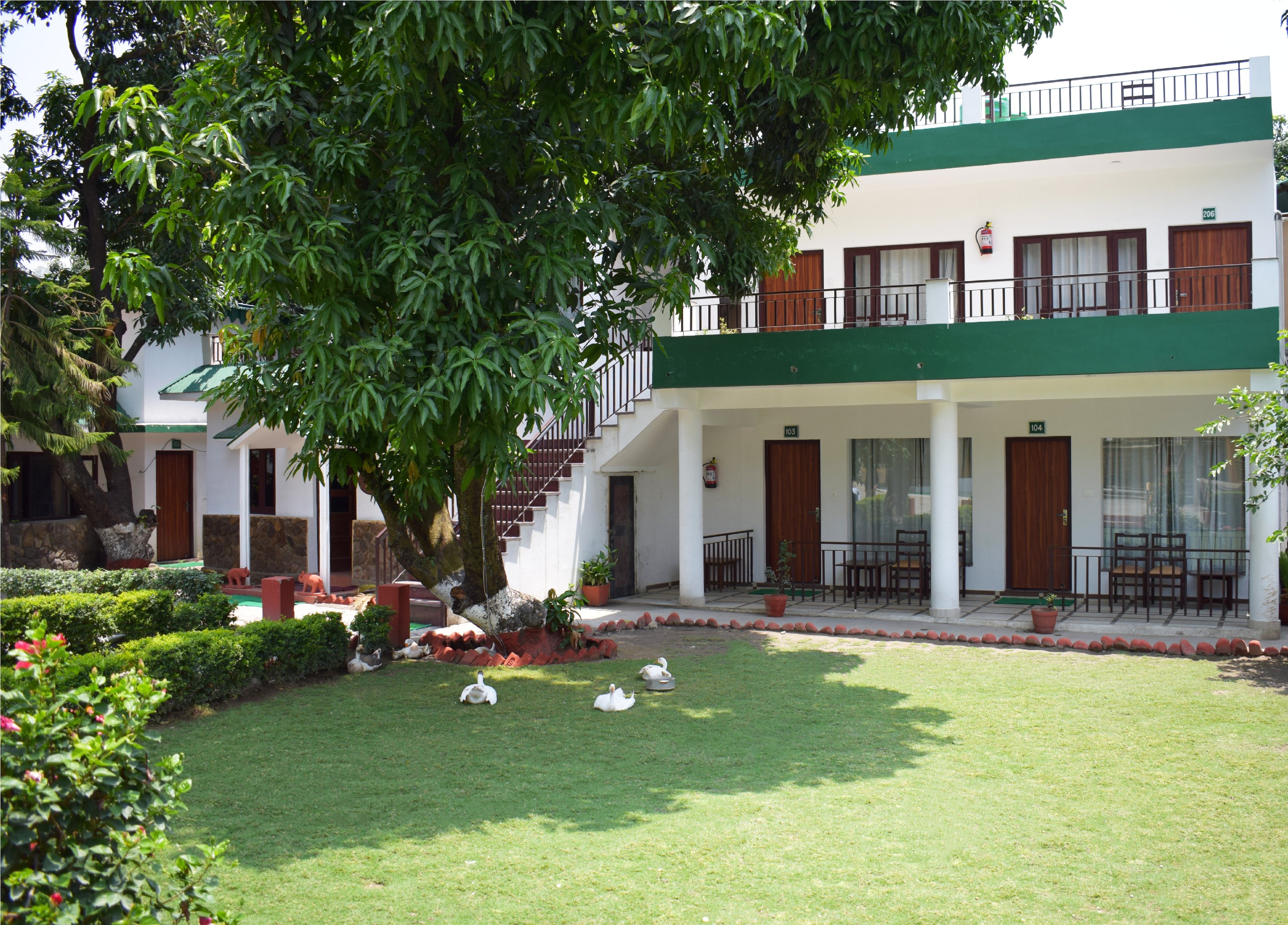 Corbett Paradiso Resort & Hotel - Tap to explore photos