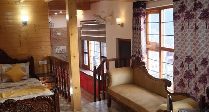 Apple House | Rooms & Kitchen Room Type - Superior King Room with Balcony