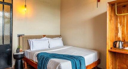 Minimalist One Hauz Khas Village Room Type - Queen Room
