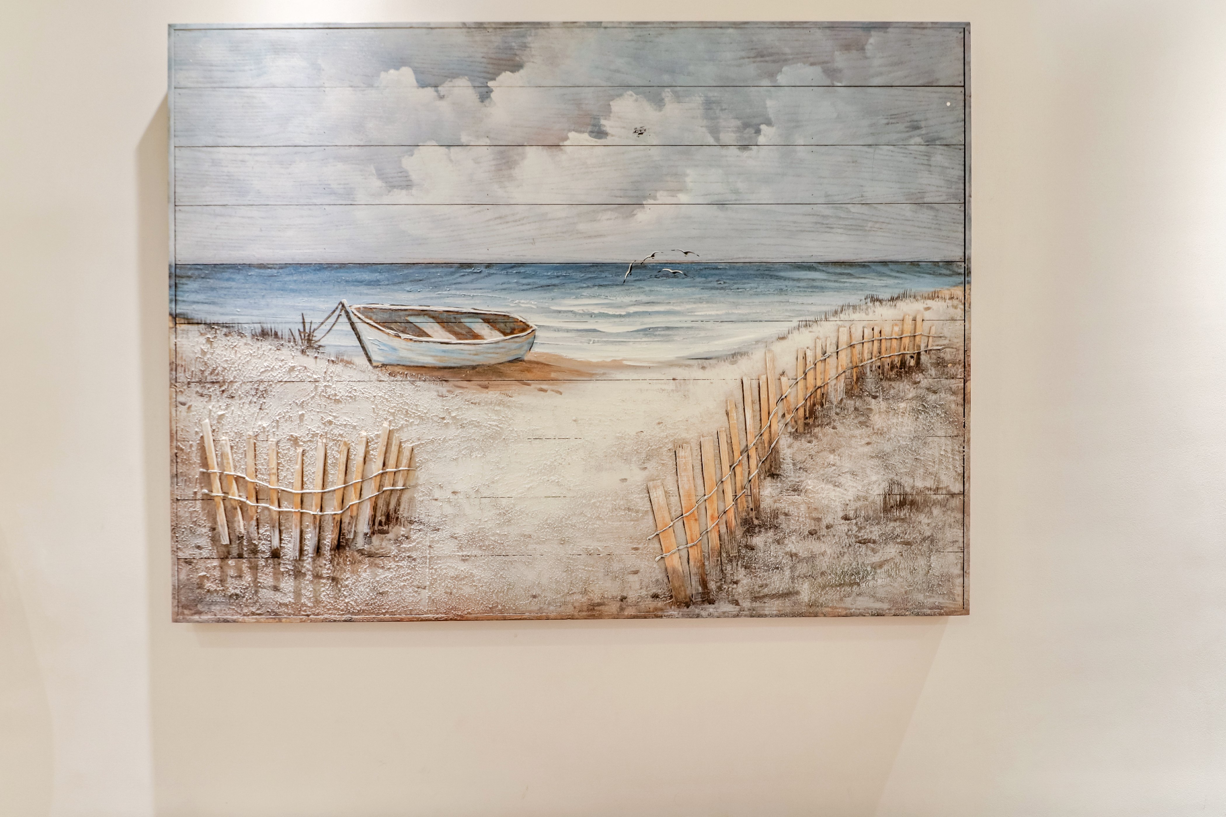 HOTEL ACME - Tap to explore photos