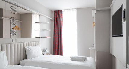 Point A Shoreditch Room Type - Standard Twin Room with Window