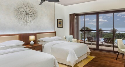 Sheraton Grand Chennai Resort & Spa Room Type - Sea View Top Floor Deluxe Guest Room Queen Sheraton Grand Chennai Resort & Spa Room Type - Sea View Top Floor Deluxe Guest Room Queen