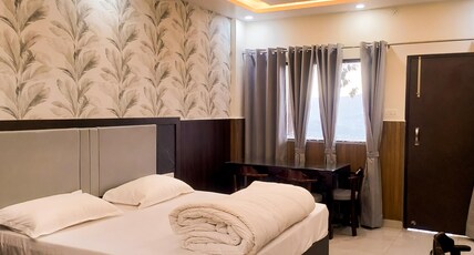 Cottage Club Inn Room Type - Executive King Room