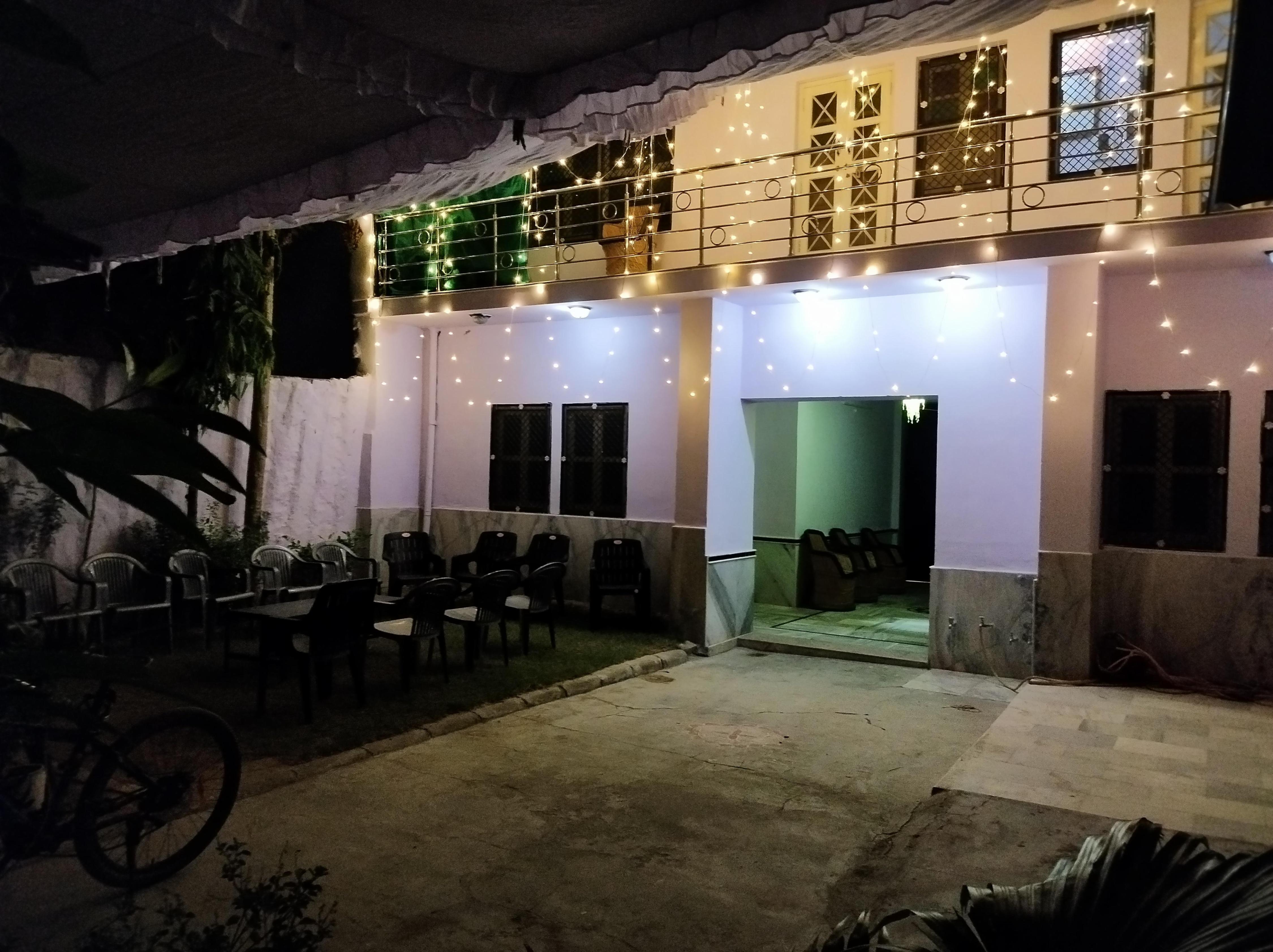 Abhay Villas Guest House - Tap to explore photos