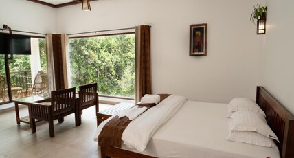 Coffee and Pepper Plantation Homestay Room Type - Superior Hill View Room
