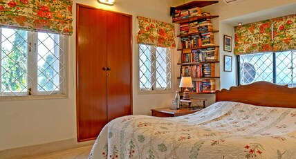 Yellowbrick Calcuttas Freshest BnB Room Type - King Room