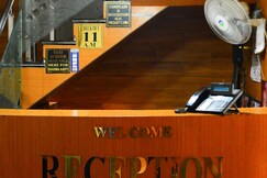 Hotel Pratiksha Palace