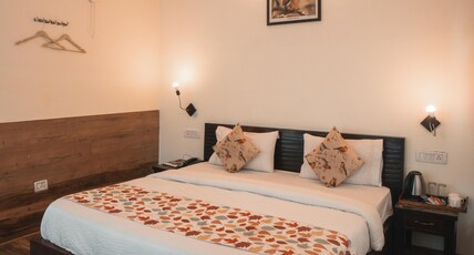Hotel Aranya Virasat, Pangot, Nainital Room Type - Luxury Room
