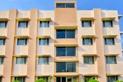 Hotel Greens Inn (Ramoji Film City)