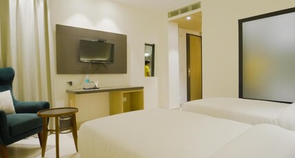 Hotel Pride Inn Room Type - Executive Twin Bed Room