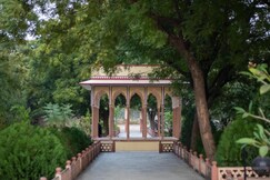 Shahpura Abhaneri Resort 25 Kms From Mehandipur Balaji