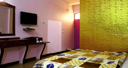 Hotel Hill Top Forest Palace Room Type - Premium Room